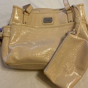 Woman’s Liz &Co  purse and wallet  like new